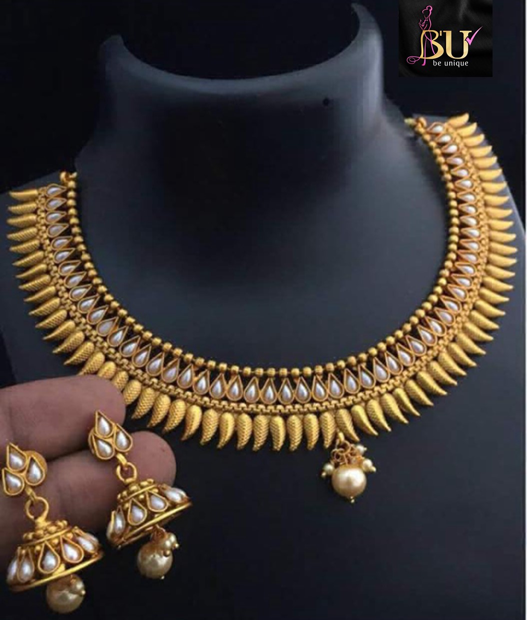 Traditional Short Necklace Set - Golden Matte Finish / Pearl beads